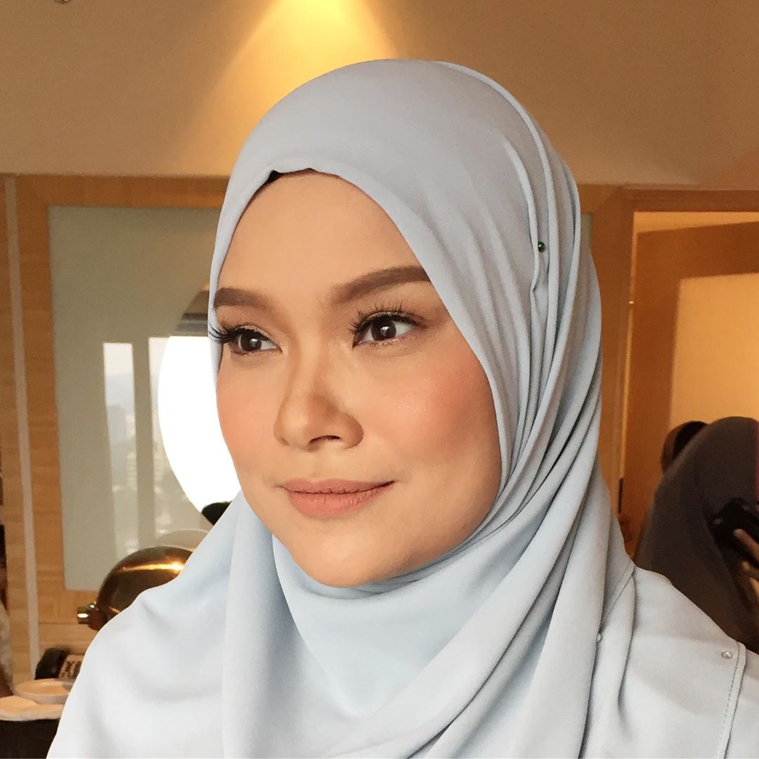 "Biarlah Apa Mereka Kata, Bagi Yang Masih Ada Segalanya 