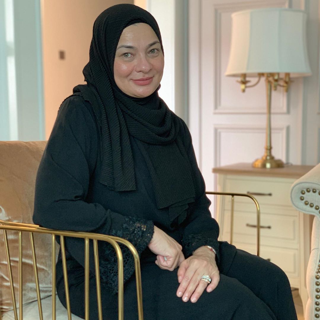 Cantik Di Usia 53 Tahun, Datin Noor Kartini Noor Mohamed 